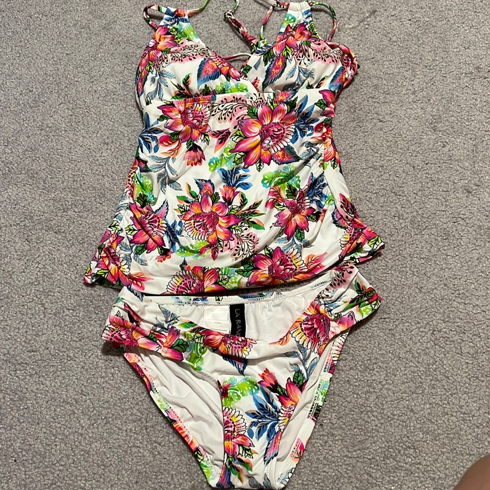 La Blanca tankini top and bottom - set
